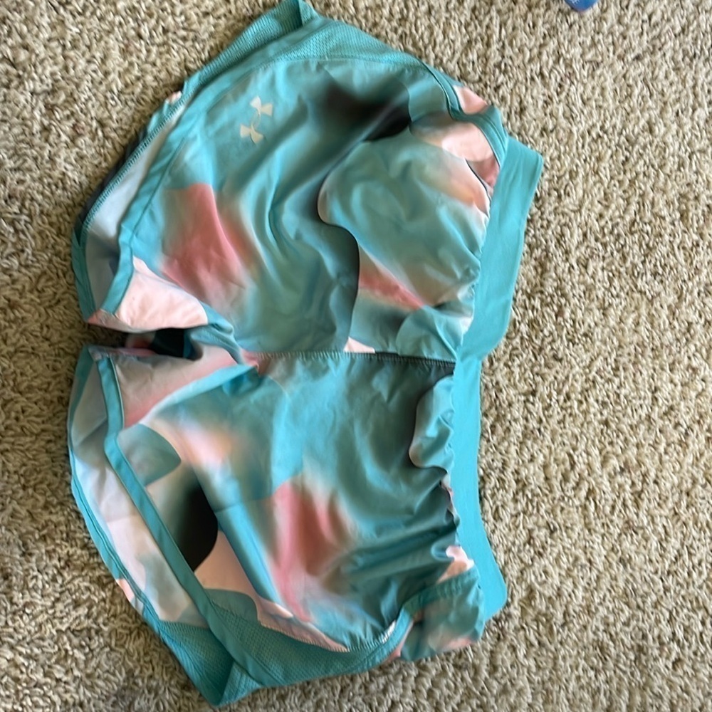 medium under armor shorts